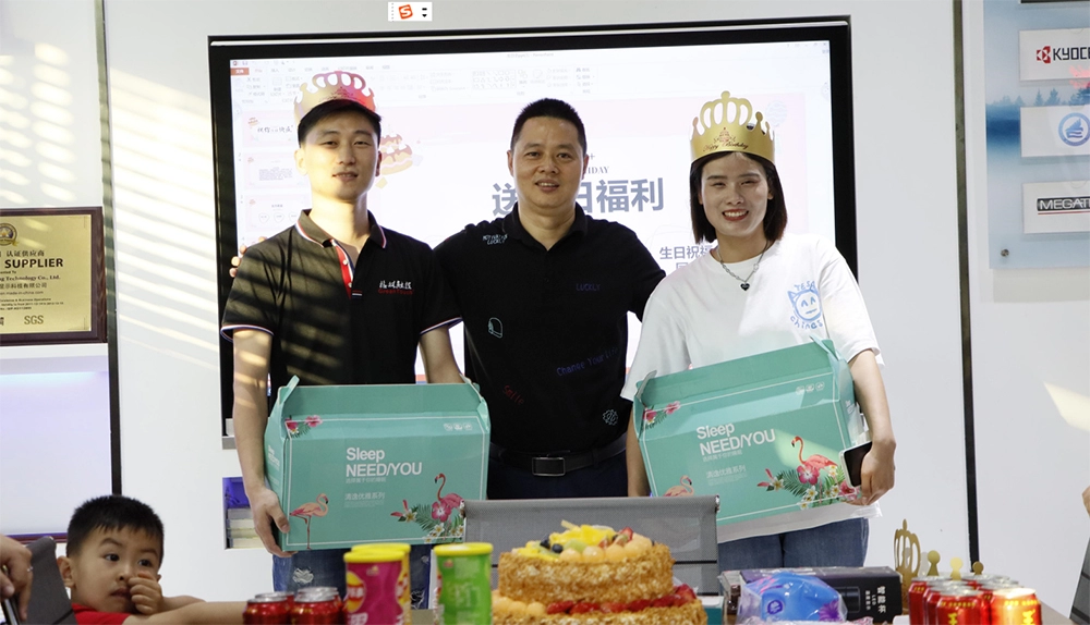 Fiesta de cumplea&ntilde;os del personal de abril de 2022