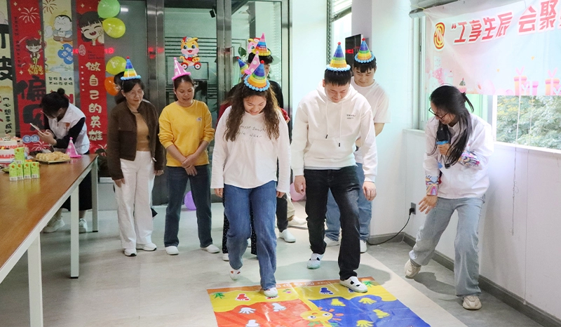 Fiesta de cumplea&ntilde;os de los empleados del primer trimestre de GreenTouch