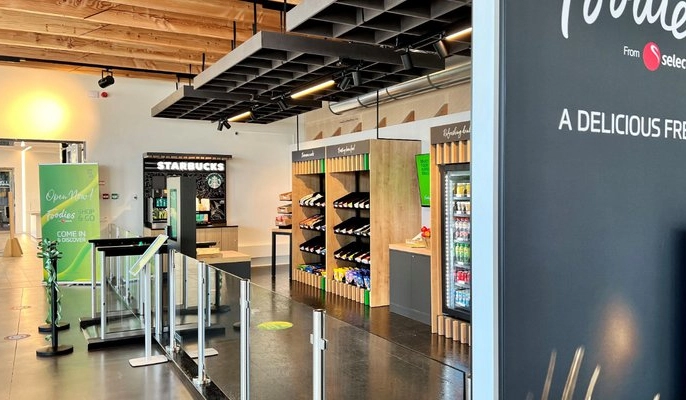 Tienda automatizada con pantalla t&aacute;ctil