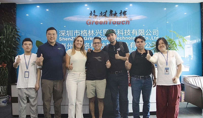 Recibir visitas de clientes colombianos